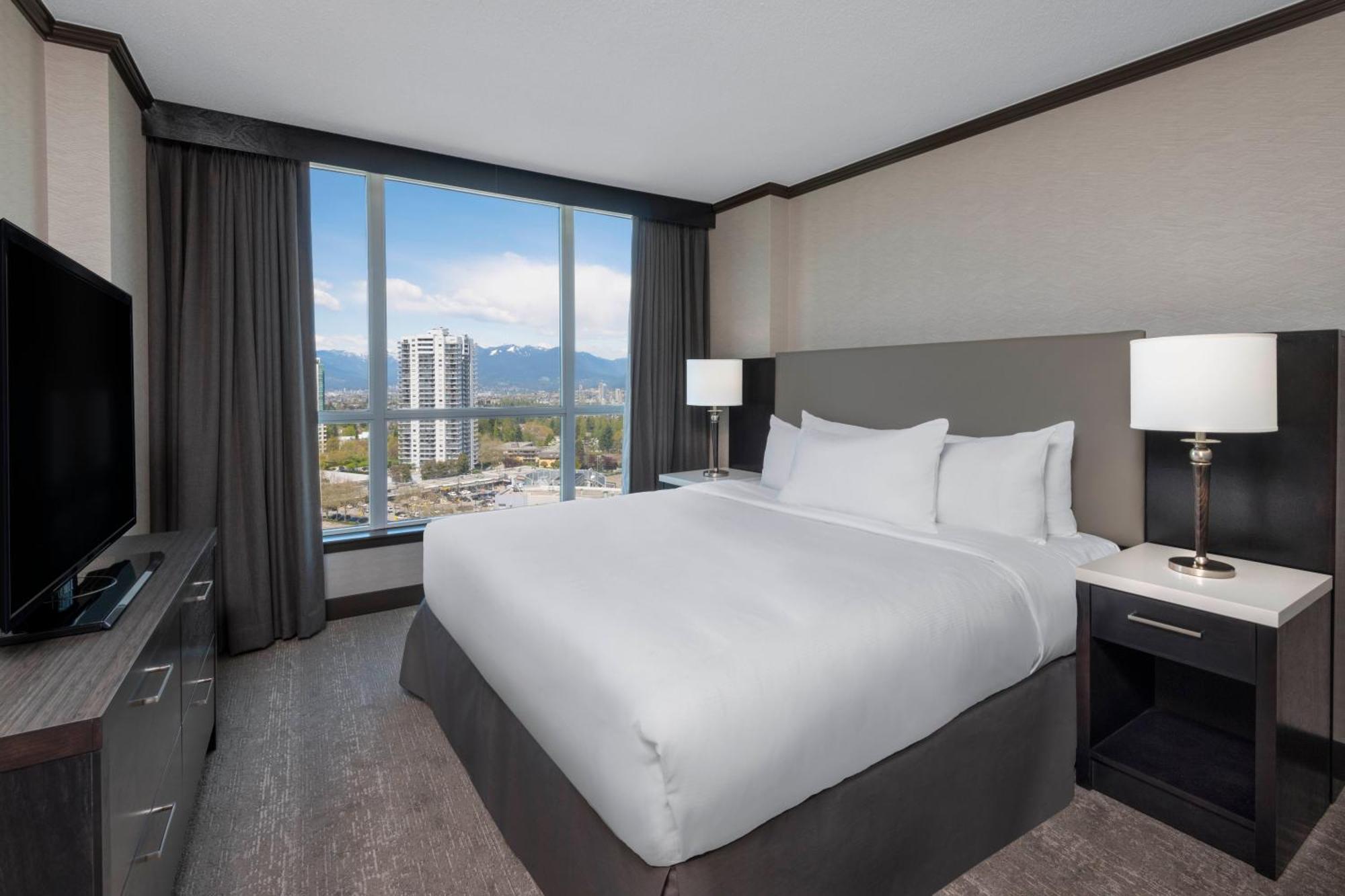 Hilton Vancouver Metrotown Burnaby Exterior foto
