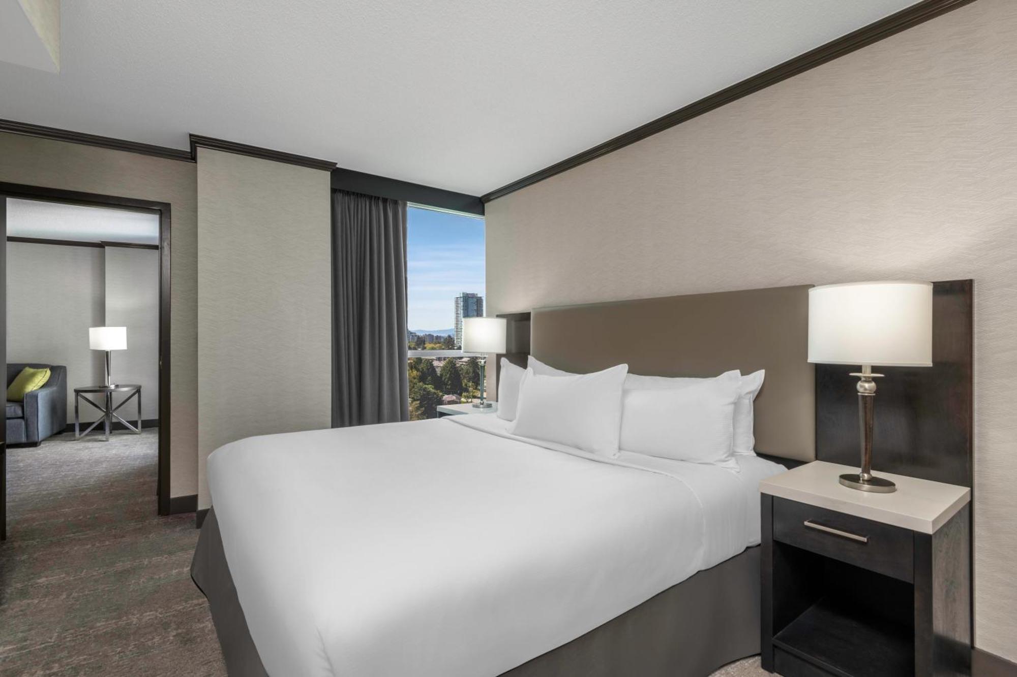 Hilton Vancouver Metrotown Burnaby Exterior foto