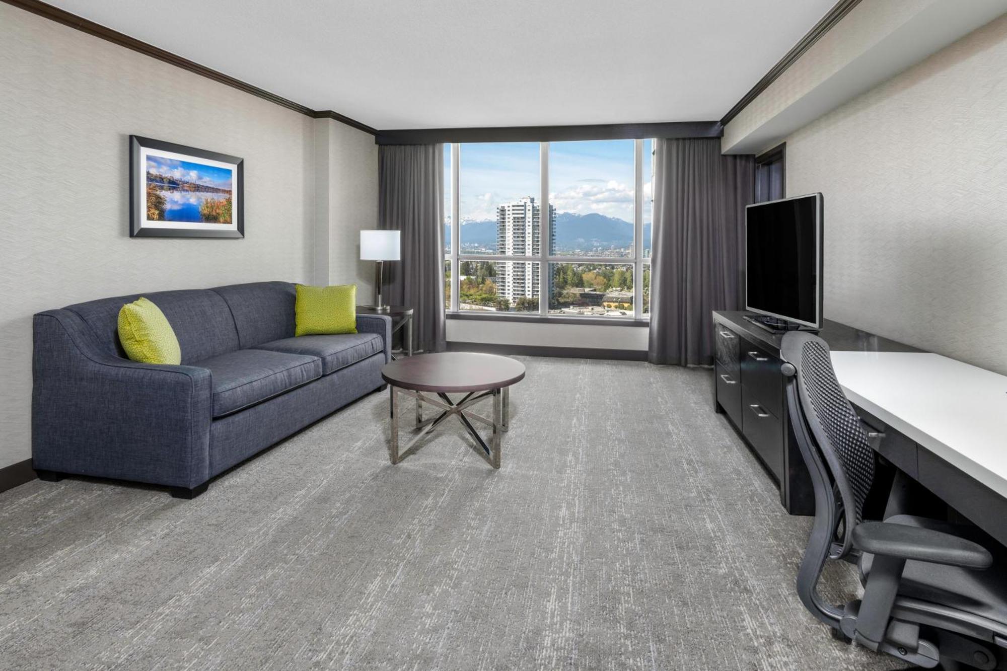 Hilton Vancouver Metrotown Burnaby Exterior foto