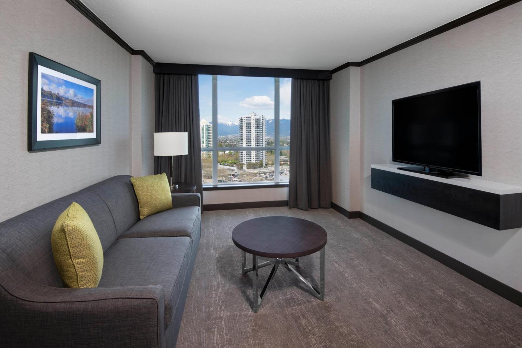 Hilton Vancouver Metrotown Burnaby Exterior foto