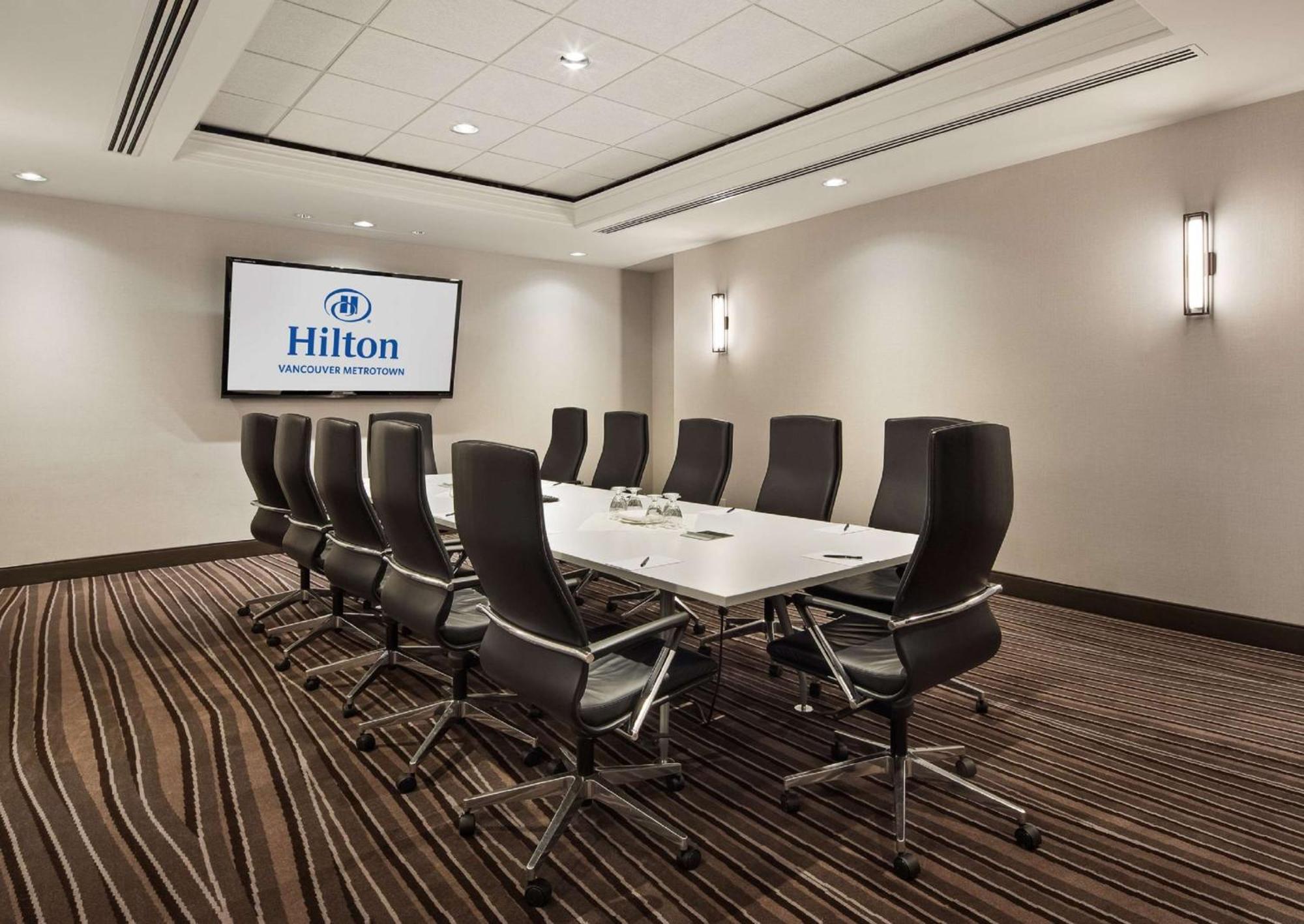 Hilton Vancouver Metrotown Burnaby Exterior foto
