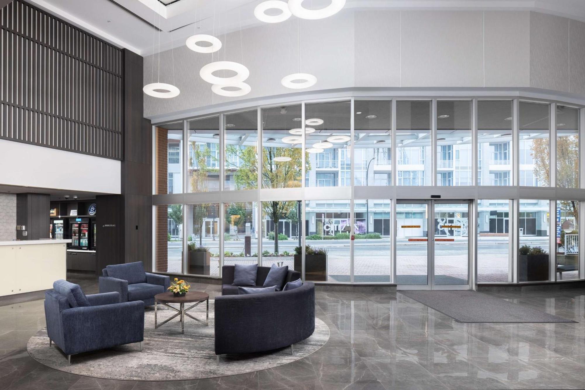 Hilton Vancouver Metrotown Burnaby Exterior foto