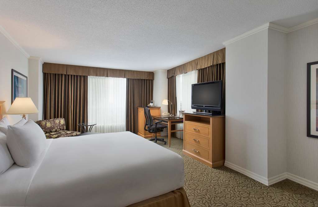 Hilton Vancouver Metrotown Burnaby Exterior foto